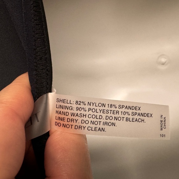 2 pc Ruffled Tie Bottom NWT - Picture 2 of 4